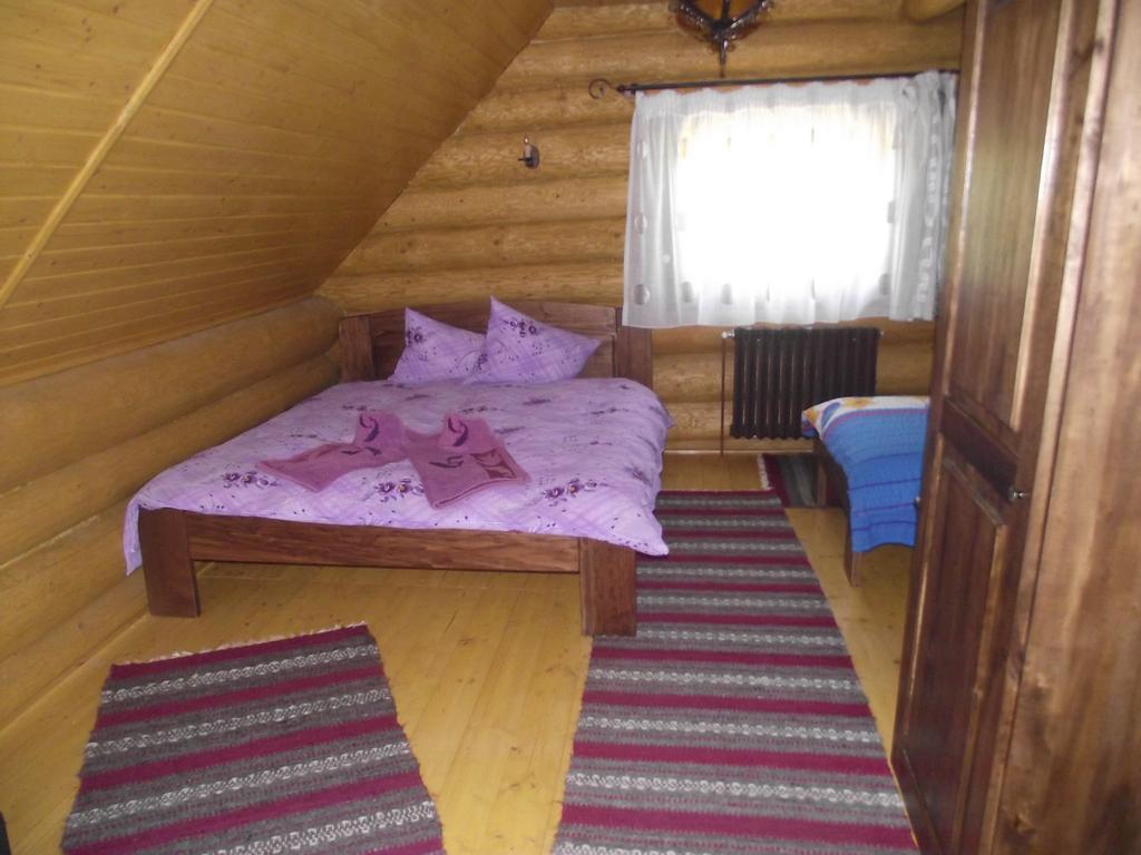 Cabana Piatra Runcului Vatra Moldoviţei Pokój zdjęcie